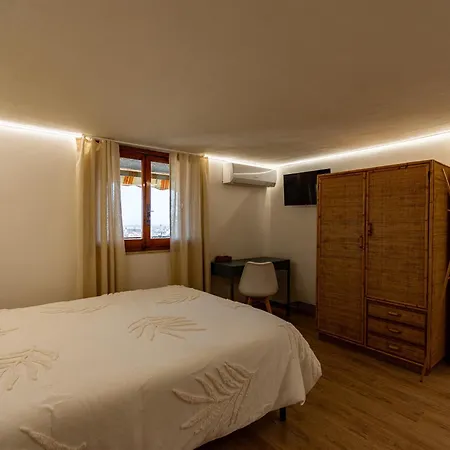 Maison Dafne Apartment